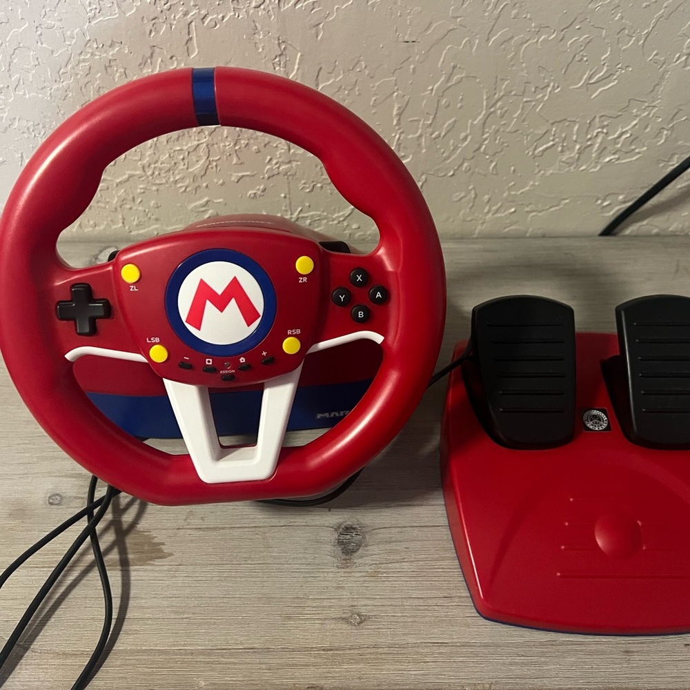 Mario Kart Racing Wheel for Nintendo Switch - Red